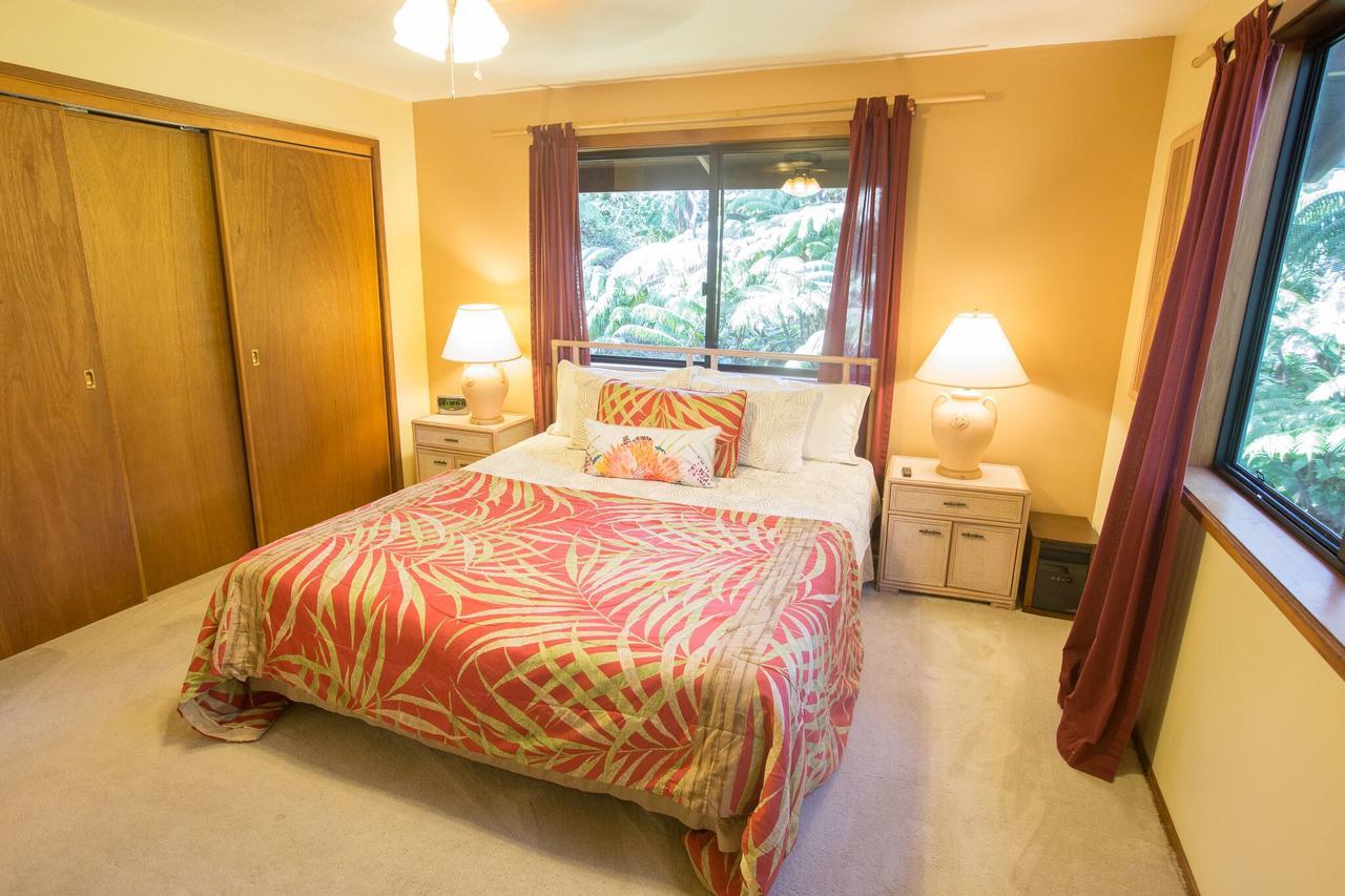 Hale Mauna Loa Upper Level With Shared Hot Tub Volcano Exterior foto